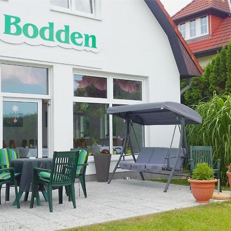 Pension Am Bodden Рибниц-Дамгартен Екстериор снимка
